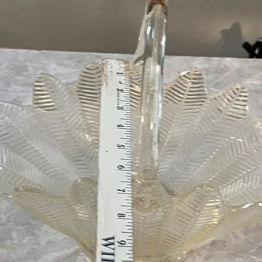 Clear Glass Fern Feather Ribbed Basket 14